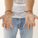 「痴漢で逮捕」→「即解雇」には問題がある?