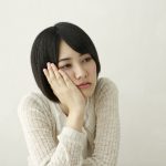 試用期間中に退職すると雇用契約違反になるか?